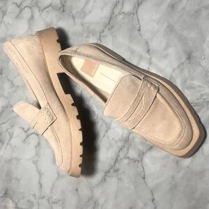 Dolce Vita Elias Dune Suede Preppy Platform loafers Neutral Beige Women’s size 8